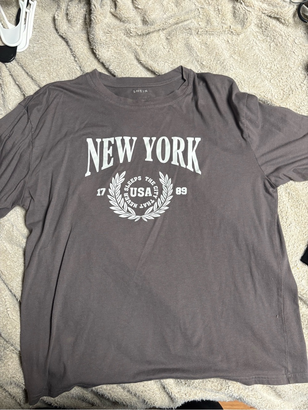 SHEIN Charcoal Short-Sleeve "New York" Graphic Tee
